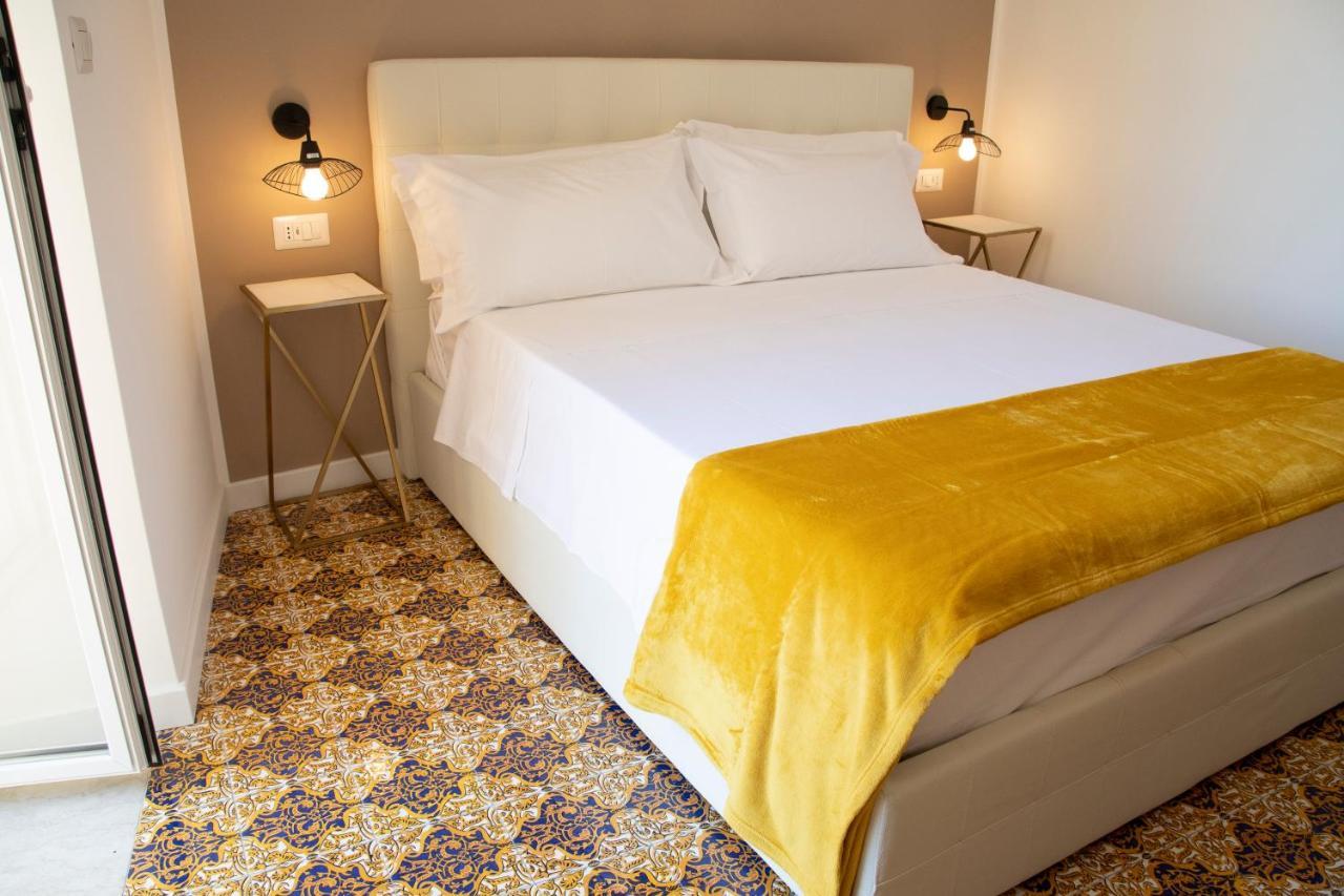 Castalia Apartments & Rooms Duomo Таормина Екстериор снимка