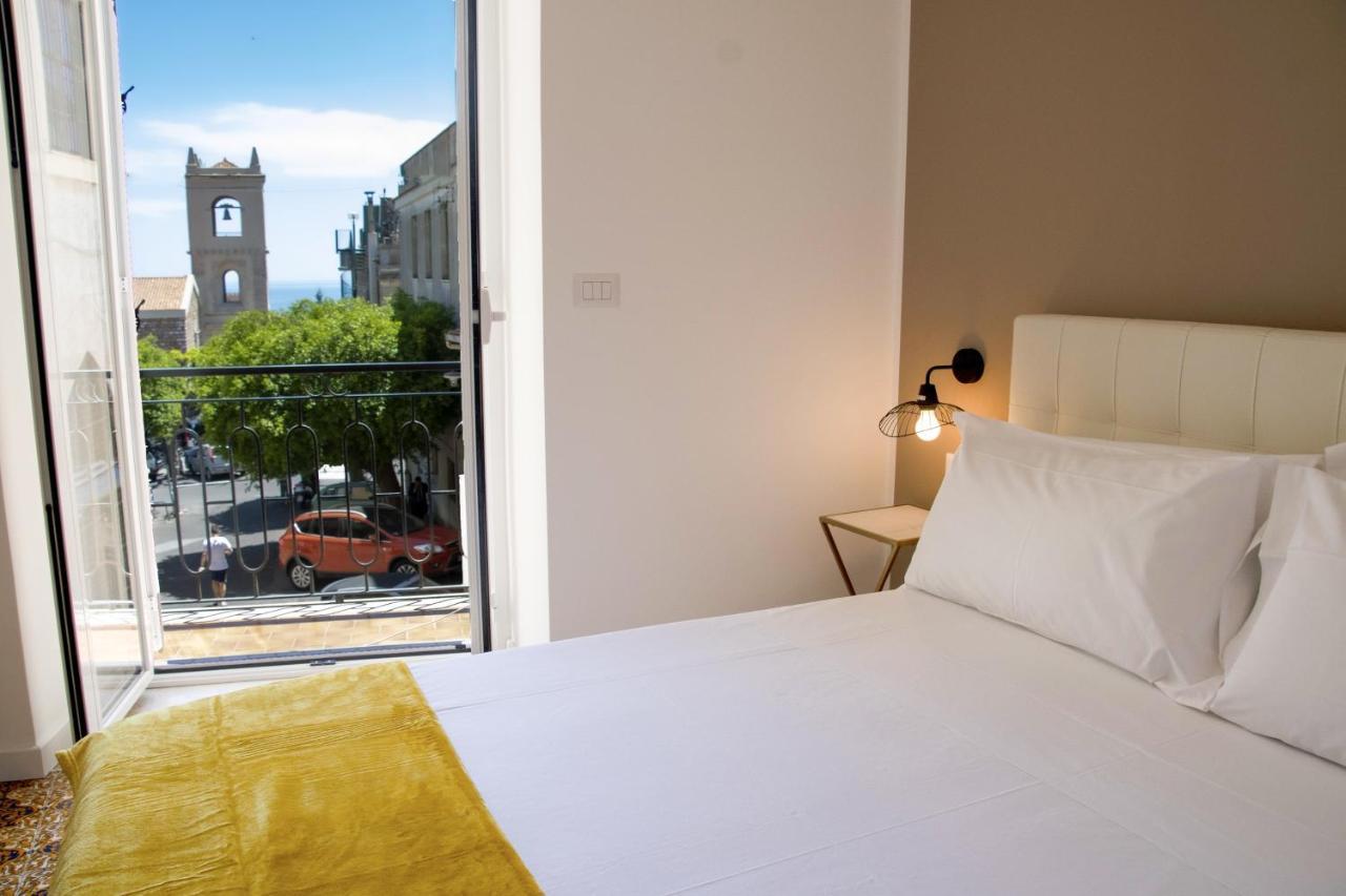 Castalia Apartments & Rooms Duomo Таормина Екстериор снимка