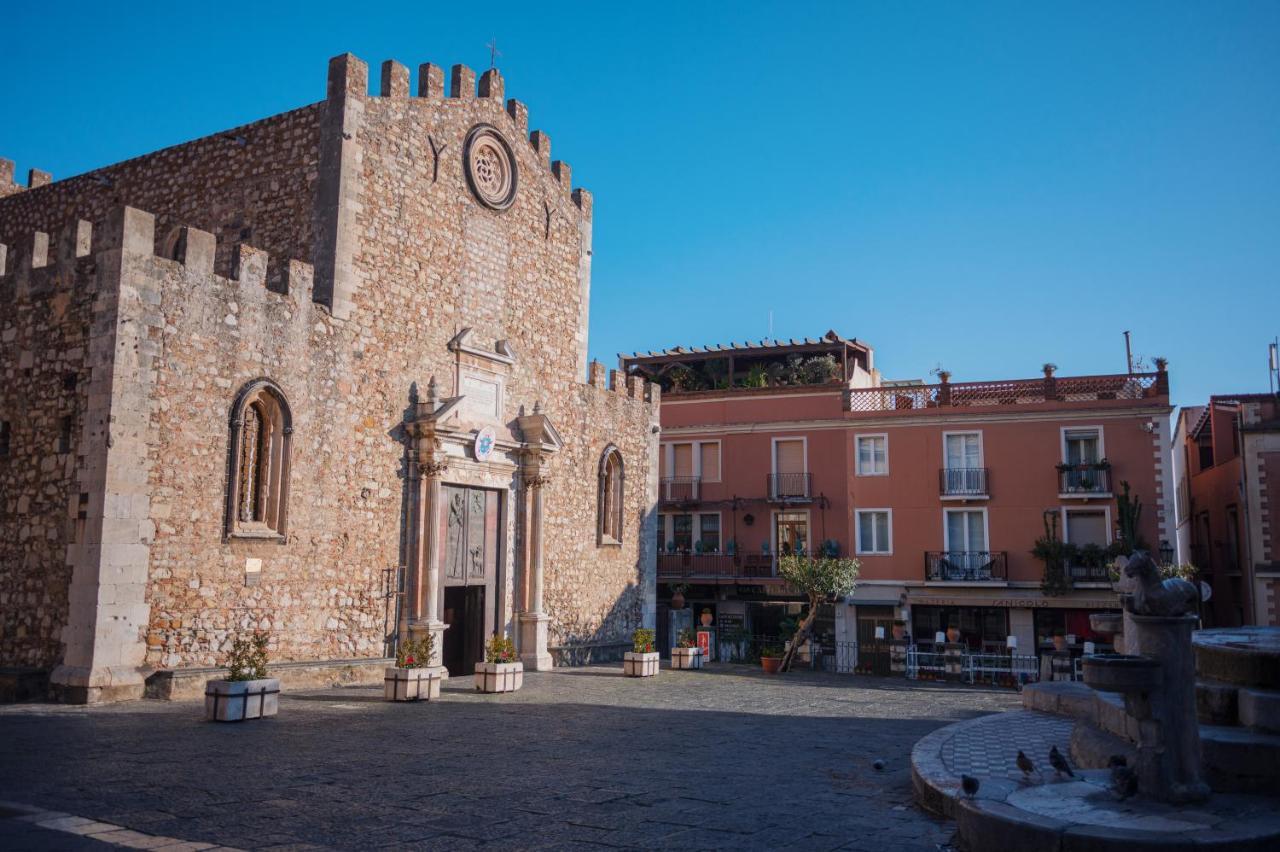 Castalia Apartments & Rooms Duomo Таормина Екстериор снимка